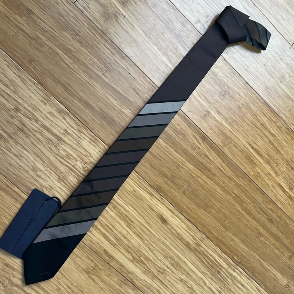 Prada Tie - new never worn